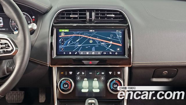 Jaguar XE D180 R-Dynamic S 2020 — фото 14