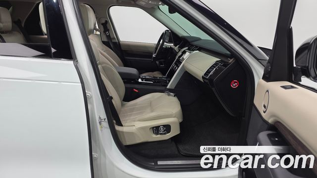 Land Rover Discovery 5 3.0 SD6 HSE 2019 — фото 26