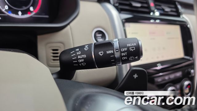 Land Rover Discovery 5 3.0 SD6 HSE 2019 — фото 30