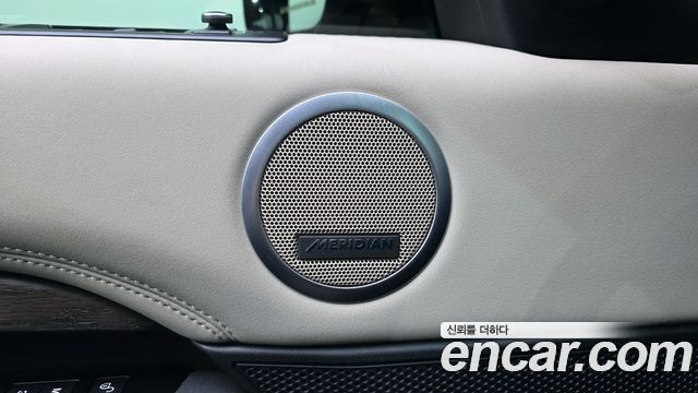 Land Rover Discovery 5 3.0 SD6 HSE 2019 — фото 34