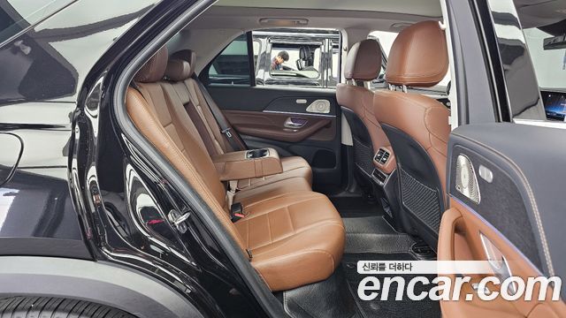 Mercedes-Benz GLE-Class (W167) GLE300d 4MATIC 2024 — фото 12