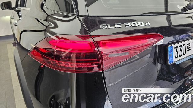 Mercedes-Benz GLE-Class (W167) GLE300d 4MATIC 2024 — фото 23