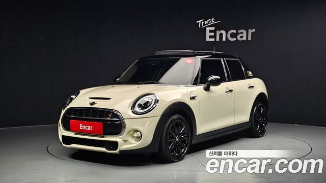 MINI Cooper S 5Door Standard 3rd