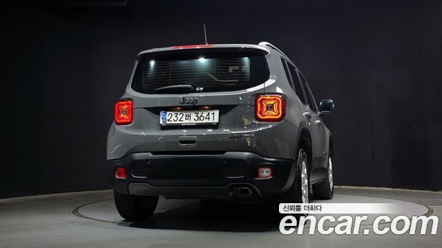 Jeep Renegade 2.4 Limited 2021 — фото 4