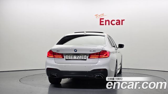 BMW 5 Series (G30) 530i xDrive M Sport Package Plus 2018 — фото 4