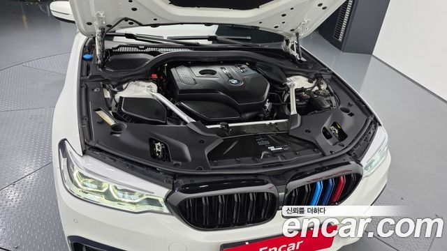BMW 5 Series (G30) 530i xDrive M Sport Package Plus 2018 — фото 6