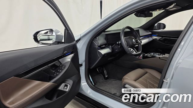 BMW 5 Series (G60) 520i M Sport 2024 — фото 10