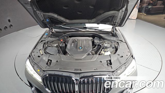 BMW 7 Series (G11) 730Ld xDrive Design Pure Excellence 2020 — фото 6