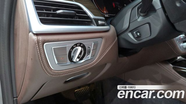 BMW 7 Series (G11) 730Ld xDrive Design Pure Excellence 2020 — фото 36