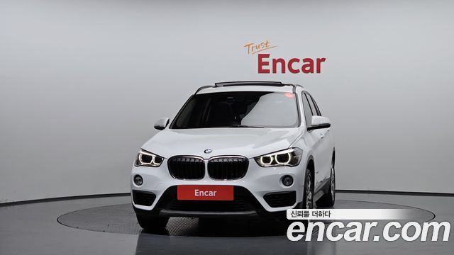 BMW X1 (F48) xDrive 20d Joy 2018 — фото 3
