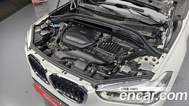 BMW X1 (F48) xDrive 20d Joy 2018 — фото 6