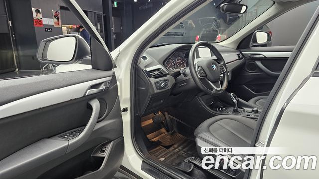 BMW X1 (F48) xDrive 20d Joy 2018 — фото 10