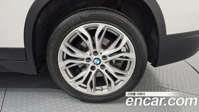BMW X1 (F48) xDrive 20d Joy 2018 — фото 21