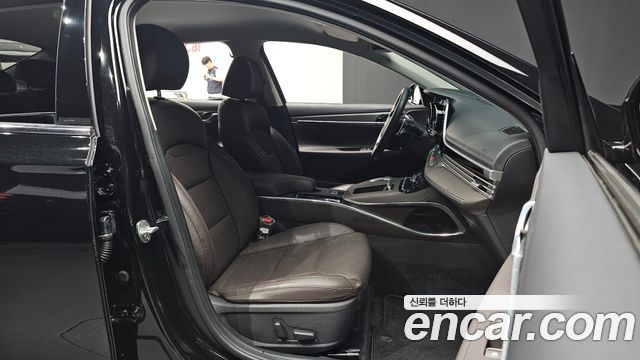 Hyundai Grandeur (IG) 3.3 Premium 2022 — фото 10