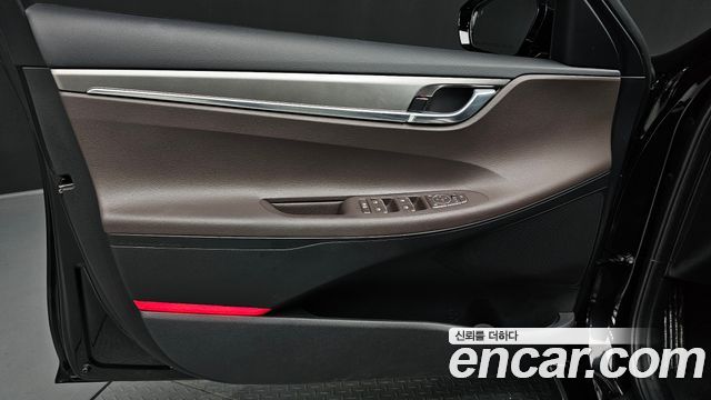 Hyundai Grandeur (IG) 3.3 Premium 2022 — фото 24