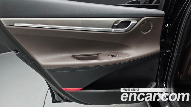 Hyundai Grandeur (IG) 3.3 Premium 2022 — фото 25