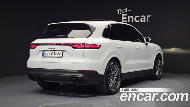 Porsche Cayenne (PO536) 3.0 PLATINUM EDITION 2022 — фото 2