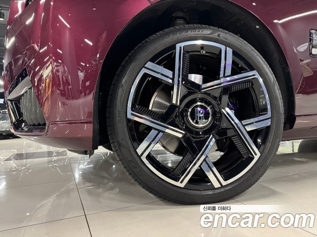 Rolls-Royce Cullinan 6.7 V12 Black Badge 2025 — фото 18