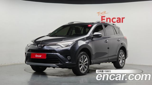 Toyota RAV4 2.5 2WD 4th 2018 — фото 1