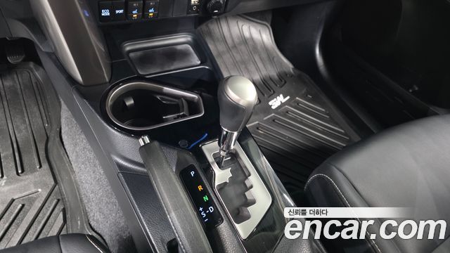 Toyota RAV4 2.5 2WD 4th 2018 — фото 9