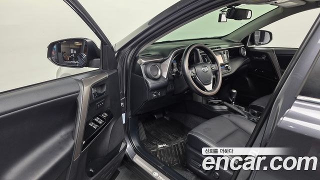 Toyota RAV4 2.5 2WD 4th 2018 — фото 10
