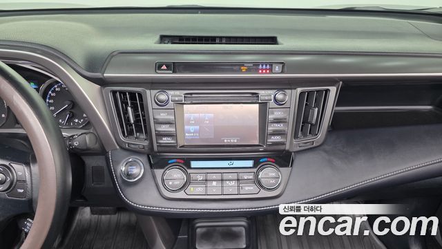Toyota RAV4 2.5 2WD 4th 2018 — фото 14
