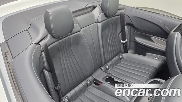 Mercedes-Benz E-Class (W213) E450 4MATIC Cabriolet 2021 — фото 11