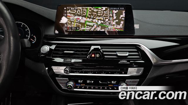 BMW 5 Series (G30) 520d xDrive Luxury Plus 2019 — фото 18