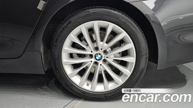 BMW 5 Series (G30) 520d xDrive Luxury Plus 2019 — фото 27