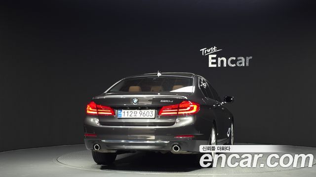 BMW 5 Series (G30) 520d Luxury Special Edition 2018 — фото 4
