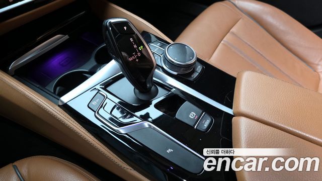 BMW 5 Series (G30) 520d Luxury Special Edition 2018 — фото 9