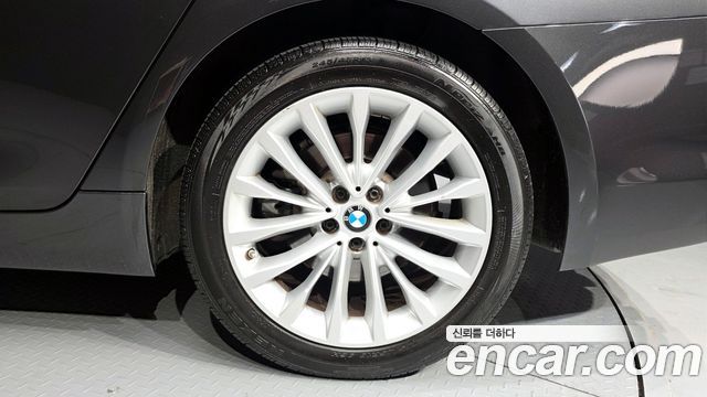 BMW 5 Series (G30) 520d Luxury Special Edition 2018 — фото 21