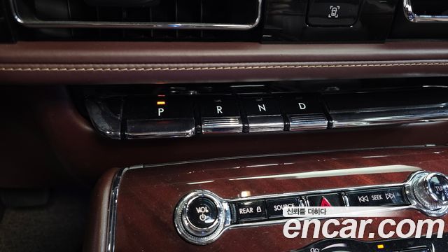 Lincoln Aviator (II) 3.0 Black Label AWD 2023 — фото 9