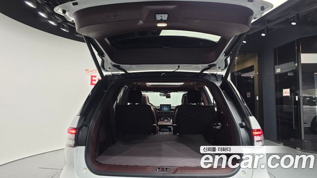 Lincoln Aviator (II) 3.0 Black Label AWD 2023 — фото 20