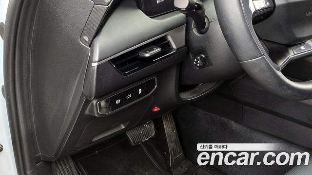 Kia K8 3.5 LPG 2WD Nobleless(Taxi) 2025 — фото 16