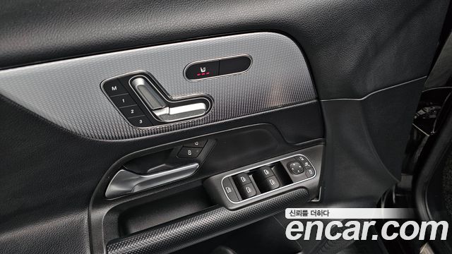 Mercedes-Benz GLB-Class (X247) GLB200 d 2021 — фото 18