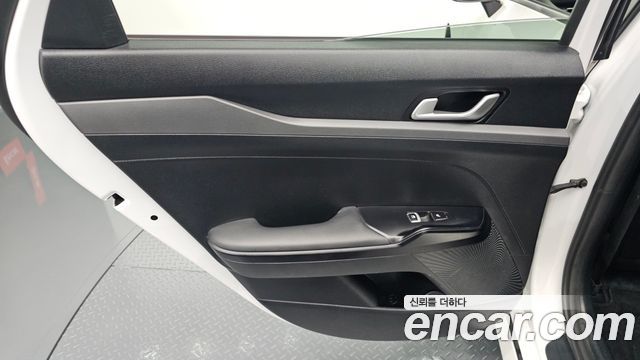 Kia K5 (III) 2.0 LPi(Rent) Prestige 2024 — фото 25