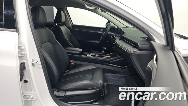 Kia K5 (III) 2.0 LPi(Rent) Prestige 2024 — фото 26