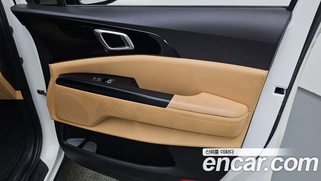Kia Carnival (IV) Diesel 9-Seater Prestige 2021 — фото 31