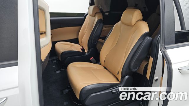 Kia Carnival (IV) Diesel 9-Seater Prestige 2021 — фото 32