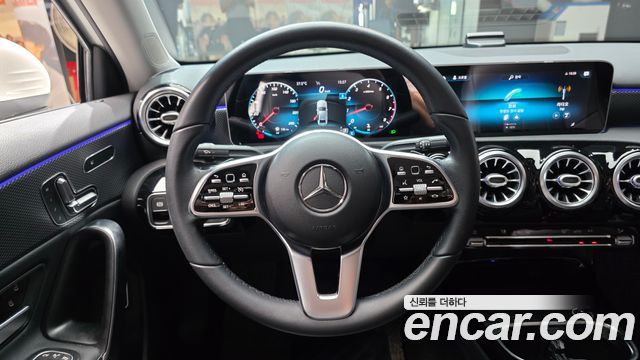 Mercedes-Benz A-Class (W177) A220 Sedan 2020 — фото 13
