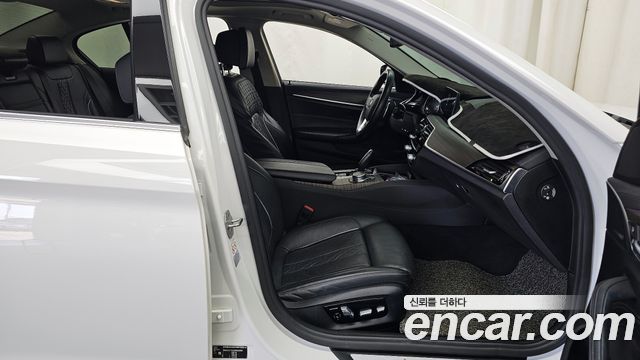 BMW 5 Series (G30) 520d xDrive Luxury Plus 2018 — фото 11