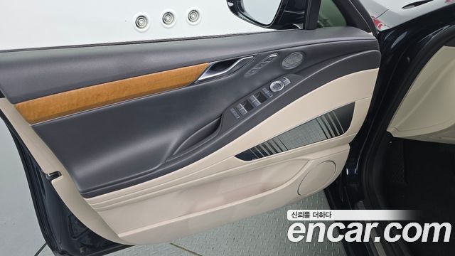 Genesis G80 (RG3) Gasoline 2.5 Turbo AWD 2022 — фото 24