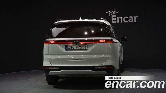 Kia Carnival (IV) Diesel 9-Seater Prestige 2023 — фото 4