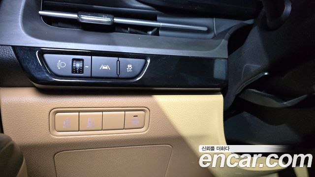Kia Carnival (IV) Diesel 9-Seater Prestige 2023 — фото 17