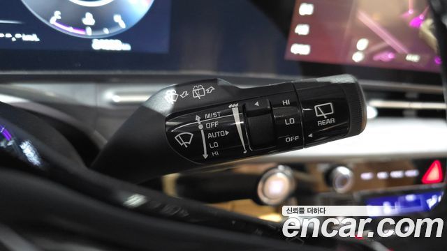 Kia Carnival (IV) Diesel 9-Seater Prestige 2023 — фото 18