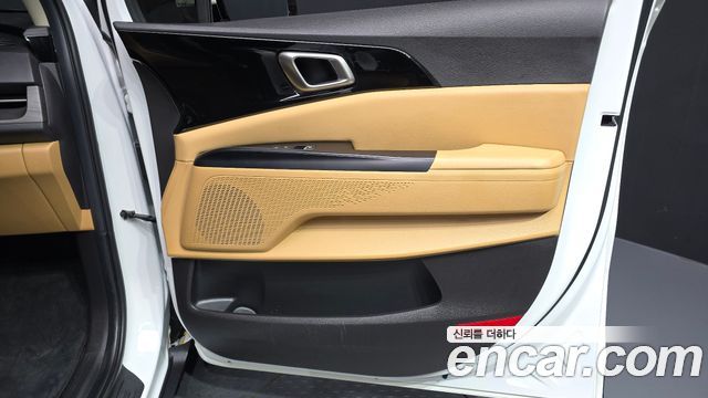 Kia Carnival (IV) Diesel 9-Seater Prestige 2023 — фото 25