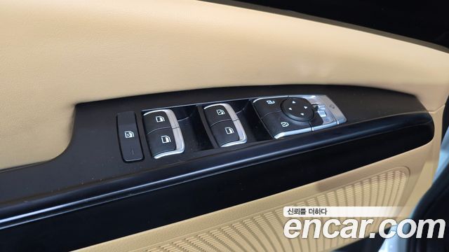 Kia Carnival (IV) Diesel 9-Seater Prestige 2023 — фото 29