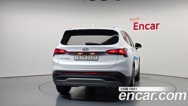Hyundai Santa Fe Diesel 2.2 2WD Exclusive 2022 — фото 4