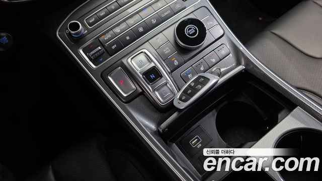 Hyundai Santa Fe Diesel 2.2 2WD Exclusive 2022 — фото 9